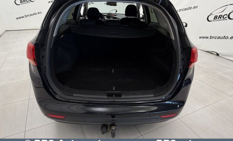 
								Kia Ceed 1.6 CRDi 2015 full									