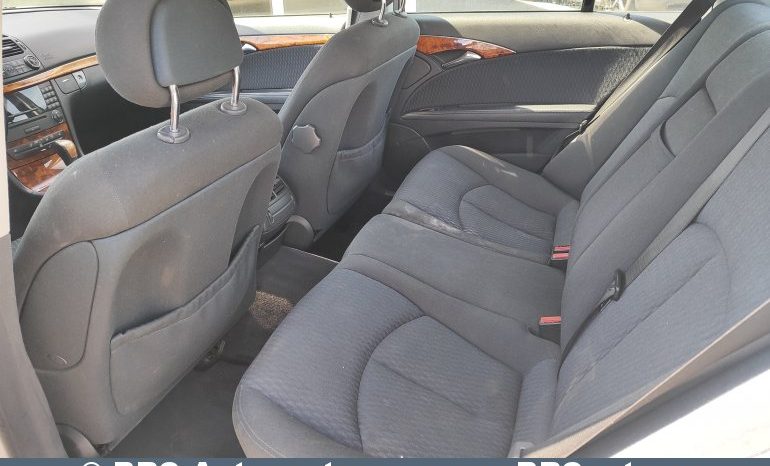 
								Mercedes-Benz E 270 2.7 CDI Automatas 2003 full									