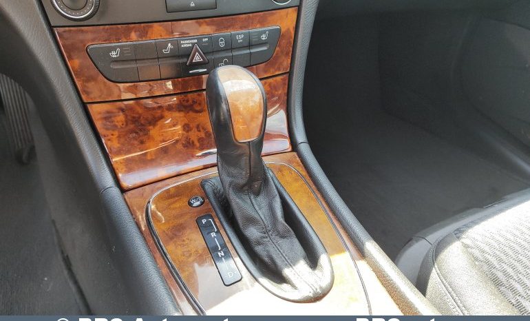 
								Mercedes-Benz E 270 2.7 CDI Automatas 2003 full									