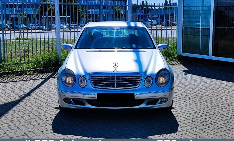 
								Mercedes-Benz E 270 2.7 CDI Automatas 2003 full									