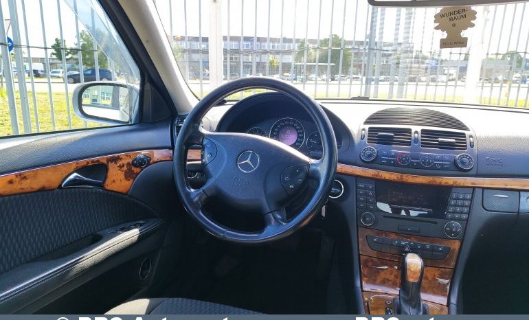 
								Mercedes-Benz E 270 2.7 CDI Automatas 2003 full									