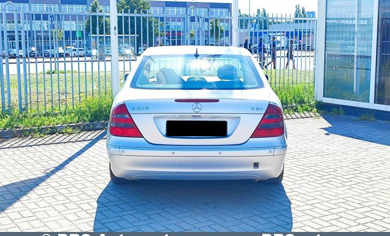 
								Mercedes-Benz E 270 2.7 CDI Automatas 2003 full									