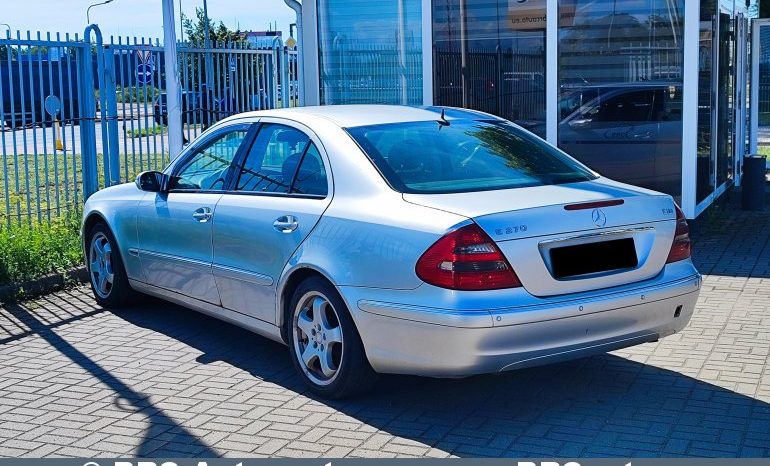
								Mercedes-Benz E 270 2.7 CDI Automatas 2003 full									