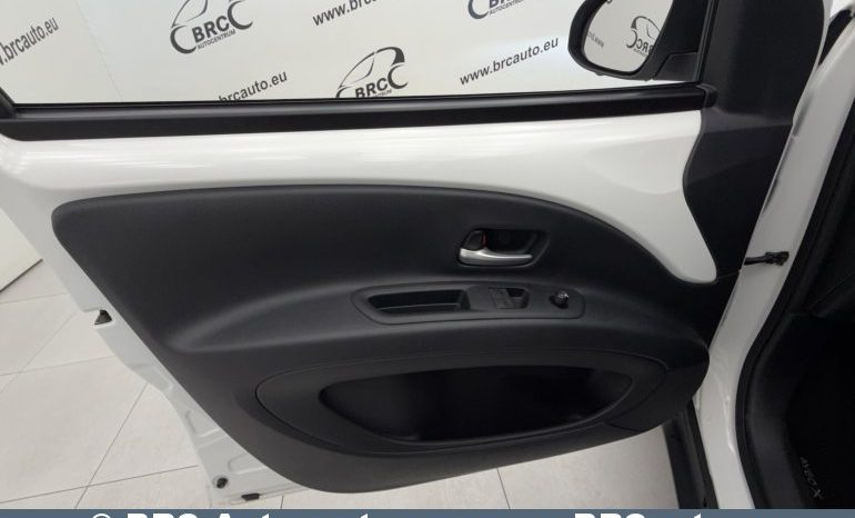 
								Toyota Aygo X 1.0 VVT-i Edge Automatas 2022 full									