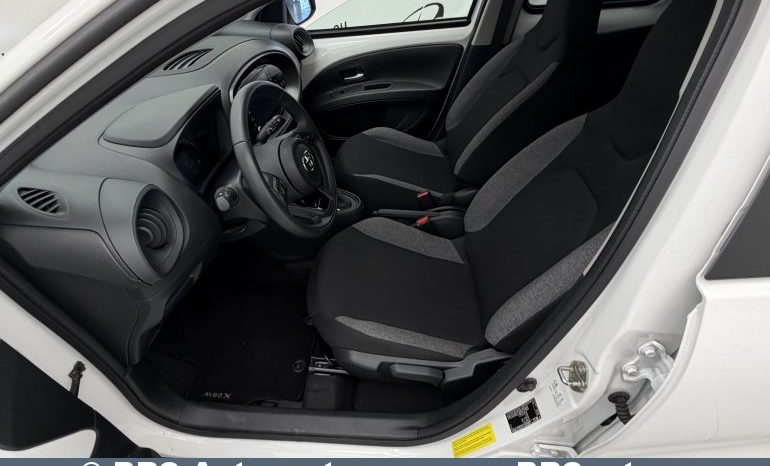 
								Toyota Aygo X 1.0 VVT-i Edge Automatas 2022 full									