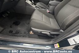 
										Toyota Auris 1.8 Hybrid Automatas 2015 full									