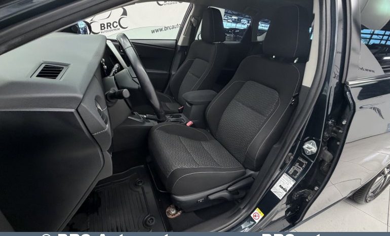 
								Toyota Auris 1.8 Hybrid Automatas 2015 full									