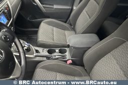 
										Toyota Auris 1.8 Hybrid Automatas 2015 full									