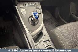 
										Toyota Auris 1.8 Hybrid Automatas 2015 full									
