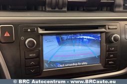
										Toyota Auris 1.8 Hybrid Automatas 2015 full									