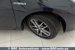 
										Toyota Auris 1.8 Hybrid Automatas 2015 full									