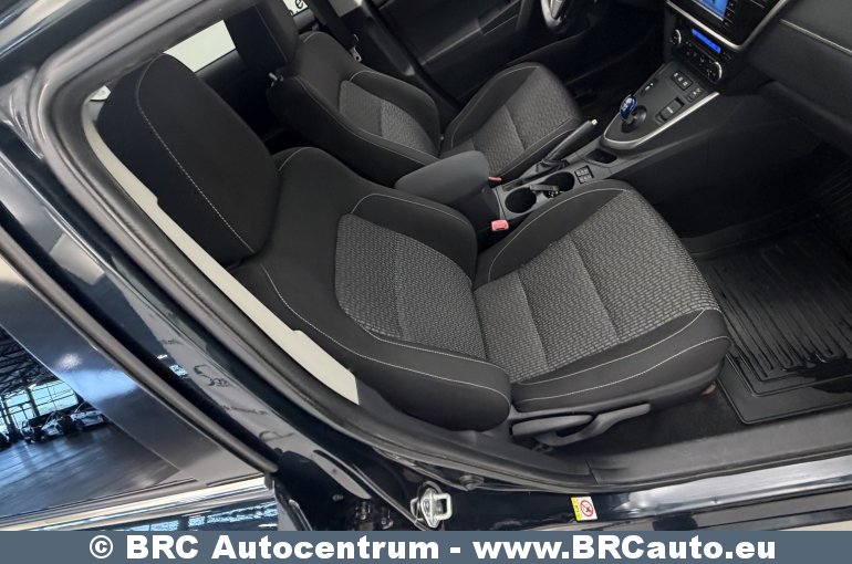 Toyota Auris 1.8 Hybrid Automatas 2015