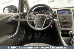 
										Opel Astra 1.6 CDTI Sport Tourer 2015 full									
