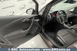 
										Opel Astra 1.6 CDTI Sport Tourer 2015 full									