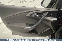 
										Opel Astra 1.6 CDTI Sport Tourer 2015 full									