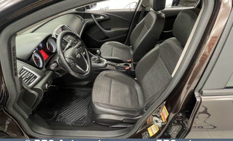 
								Opel Astra 1.6 CDTI Sport Tourer 2015 full									