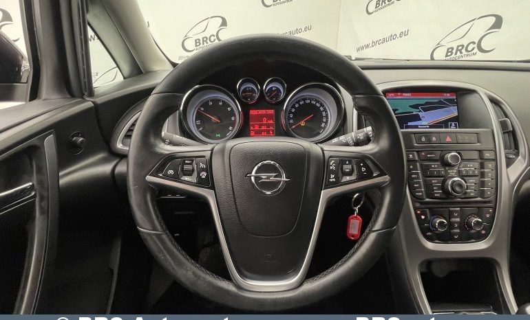 
								Opel Astra 1.6 CDTI Sport Tourer 2015 full									