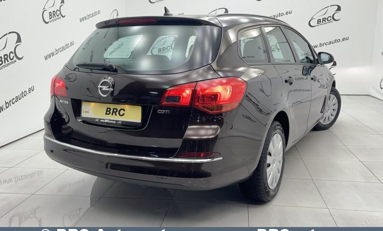 
								Opel Astra 1.6 CDTI Sport Tourer 2015 full									