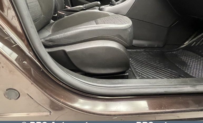 
								Opel Astra 1.6 CDTI Sport Tourer 2015 full									