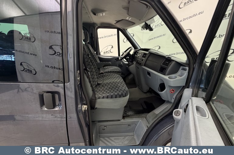 Ford Tourneo 2.2 d Trend 2012