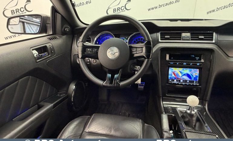 
								Ford Mustang GT CS 5.0 2013 full									