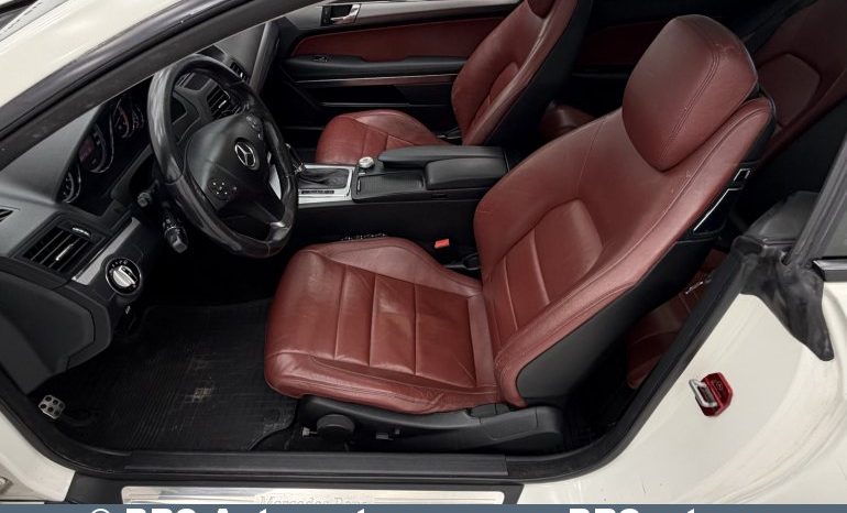 
								Mercedes-Benz E 350 CDI Coupe Automatas 2009 full									