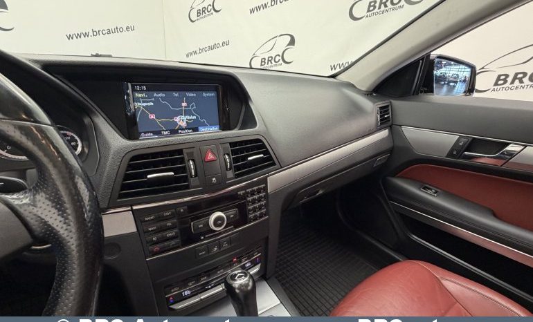 
								Mercedes-Benz E 350 CDI Coupe Automatas 2009 full									