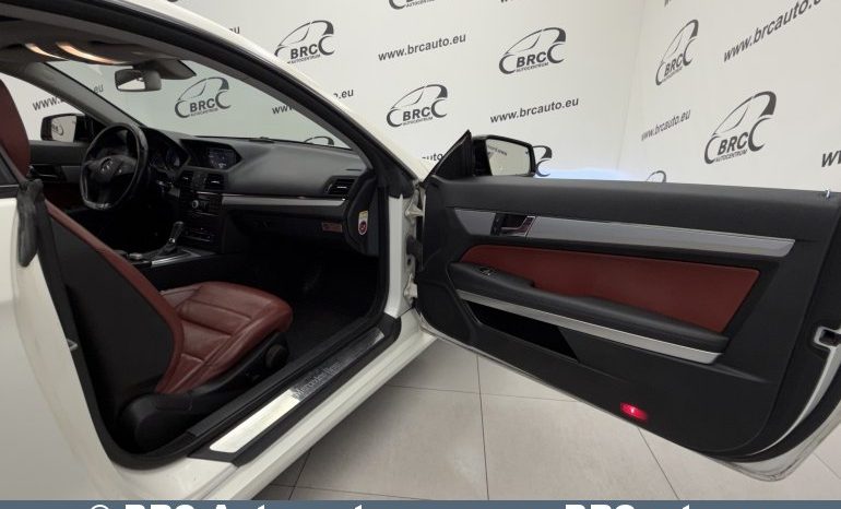 
								Mercedes-Benz E 350 CDI Coupe Automatas 2009 full									