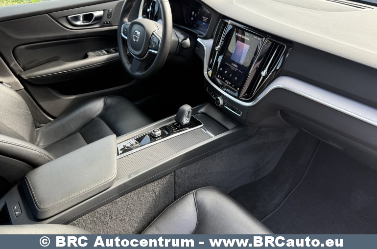 Volvo S60 2.0 B5 Mild-Hybrid Automatas 2025