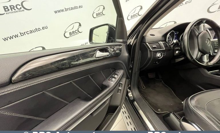 
								Mercedes-Benz GL 500 4.7 4Matic AMG Line Automatas 2013 full									