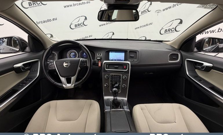 
								Volvo S60 2.0 D3 2010 full									