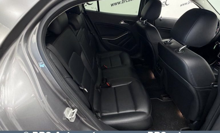 
								Mercedes-Benz GLA 250 4Matic Automatas 2015 full									
