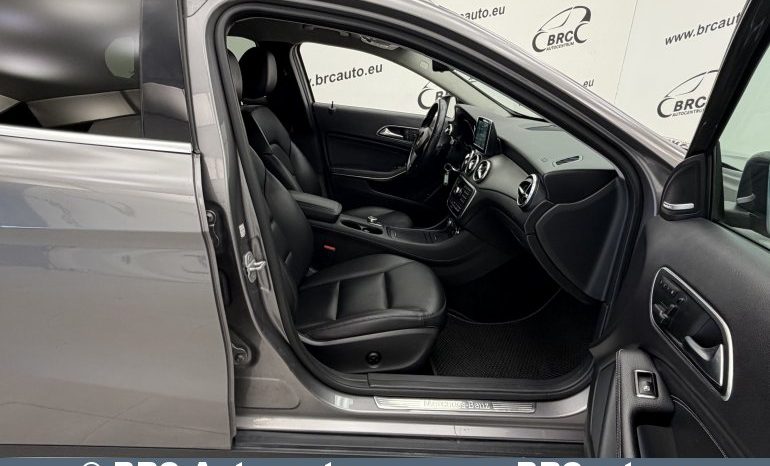 
								Mercedes-Benz GLA 250 4Matic Automatas 2015 full									