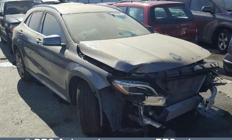 
								Mercedes-Benz GLA 250 4Matic Automatas 2015 full									