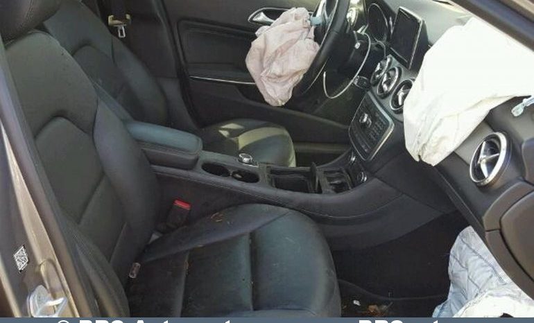 
								Mercedes-Benz GLA 250 4Matic Automatas 2015 full									