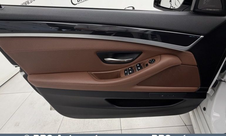
								BMW 520 d Touring Automatas 2017 full									