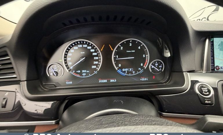 
								BMW 520 d Touring Automatas 2017 full									