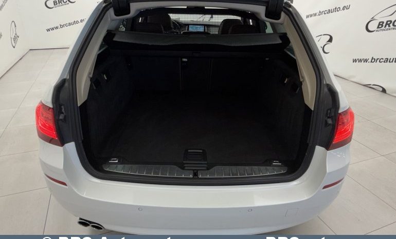 
								BMW 520 d Touring Automatas 2017 full									
