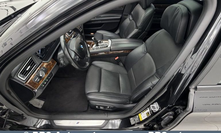 
								BMW 750 Li xDrive 2013 full									