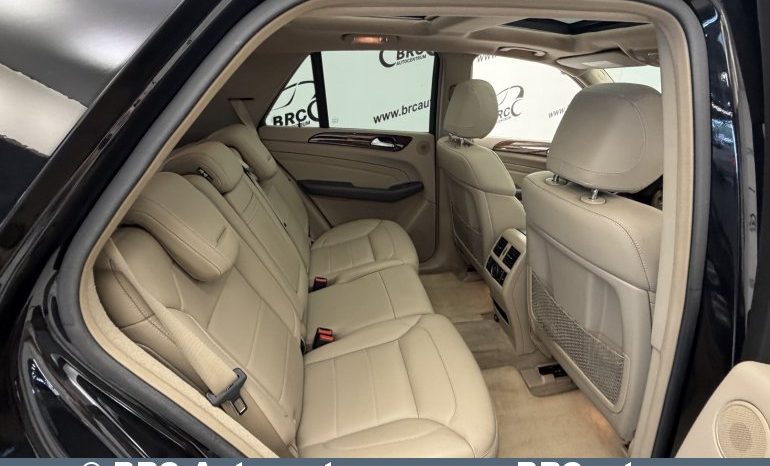 
								Mercedes-Benz ML 350 BLUETEC 4MATIC Automatas 2012 full									