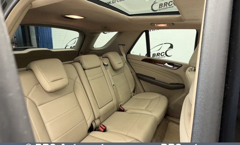 
								Mercedes-Benz ML 350 BLUETEC 4MATIC Automatas 2012 full									
