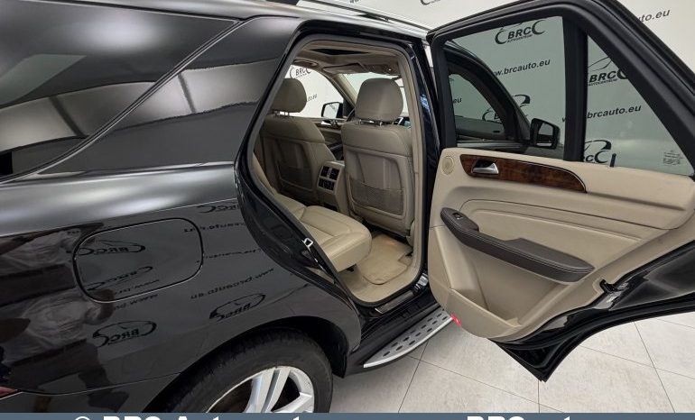 
								Mercedes-Benz ML 350 BLUETEC 4MATIC Automatas 2012 full									