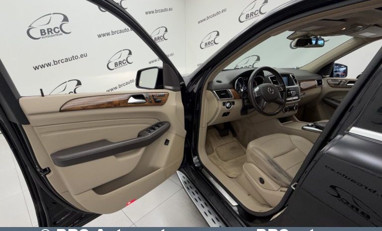 
								Mercedes-Benz ML 350 BLUETEC 4MATIC Automatas 2012 full									