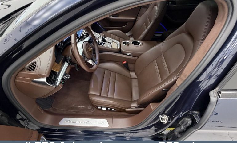 
								Porsche Panamera Turbo S E-HYBRID Automatas 2018 full									