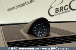 
										Porsche Panamera Turbo S E-HYBRID Automatas 2018 full									