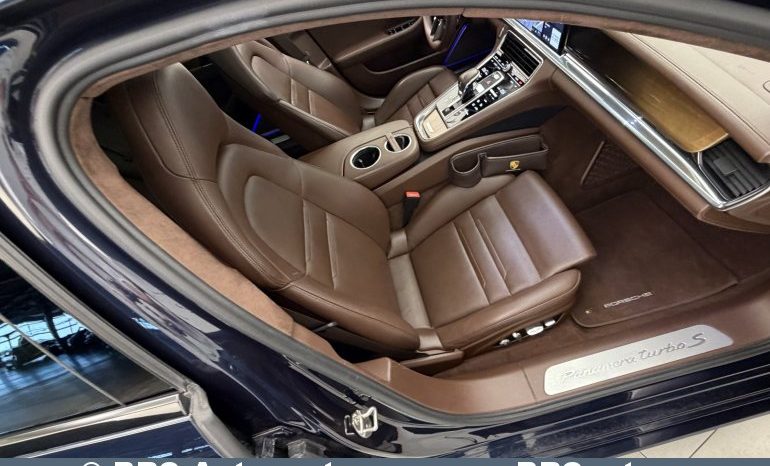 
								Porsche Panamera Turbo S E-HYBRID Automatas 2018 full									