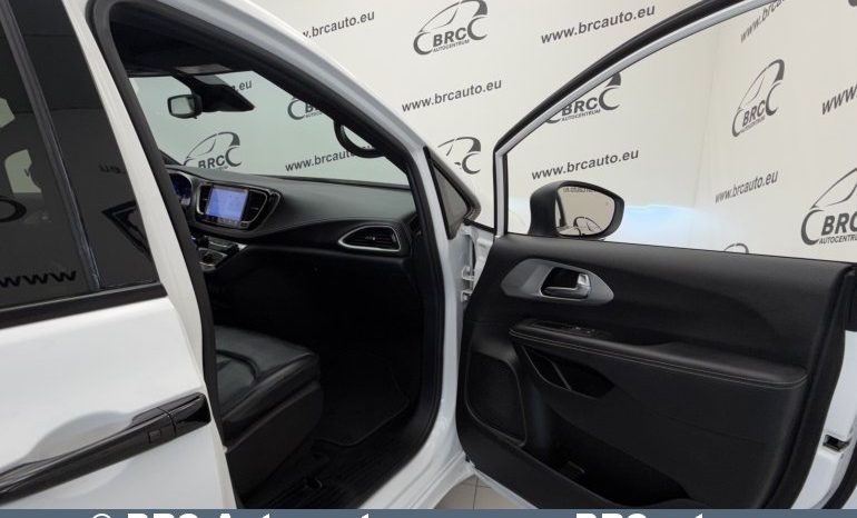 
								Chrysler Pacifica 3.6L V6 Pentastar Automatas 2023 full									