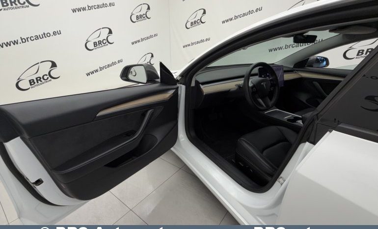 
								Tesla Model 3 Long Range Automatas 2021 full									
