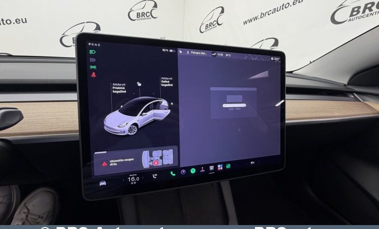 
								Tesla Model 3 Long Range Automatas 2021 full									