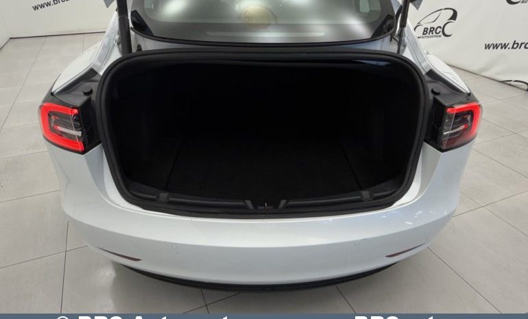 
								Tesla Model 3 Long Range Automatas 2021 full									